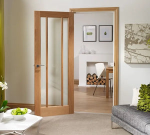 LPD Lincoln Clear Glazed 3L Oak Internal Door - Pre Finished